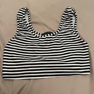 STRIPED SOFT CROP TOP